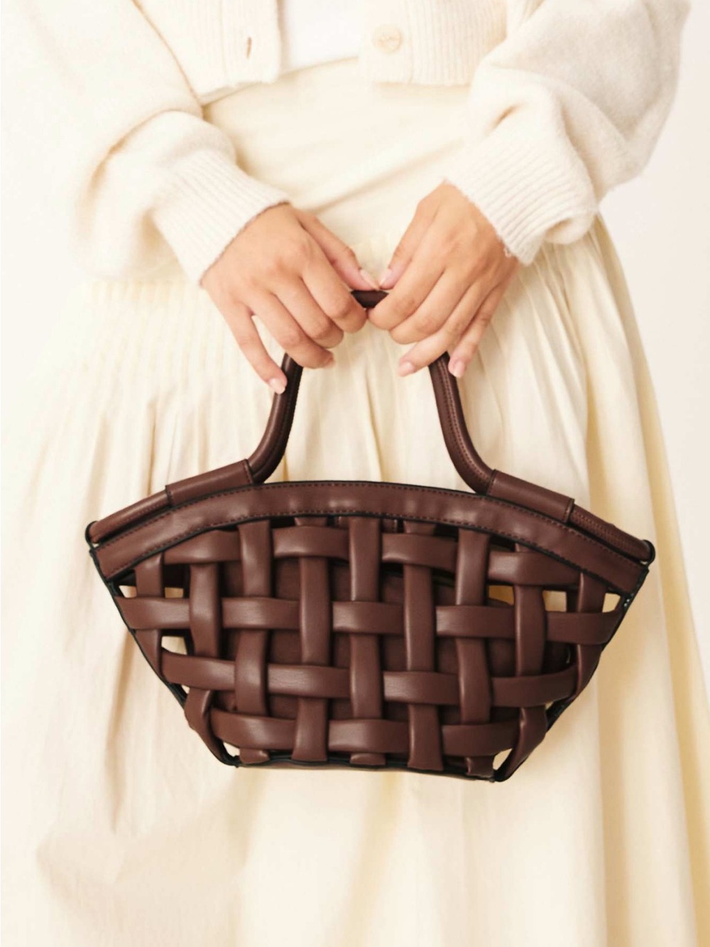 ASOS Woven puff weave Tote in chocolate
